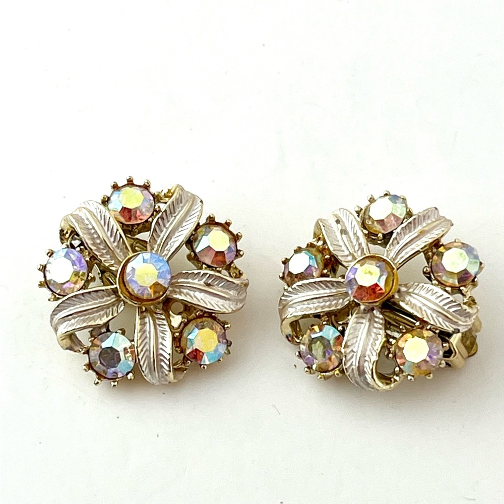 Vintage Clip On Earrings